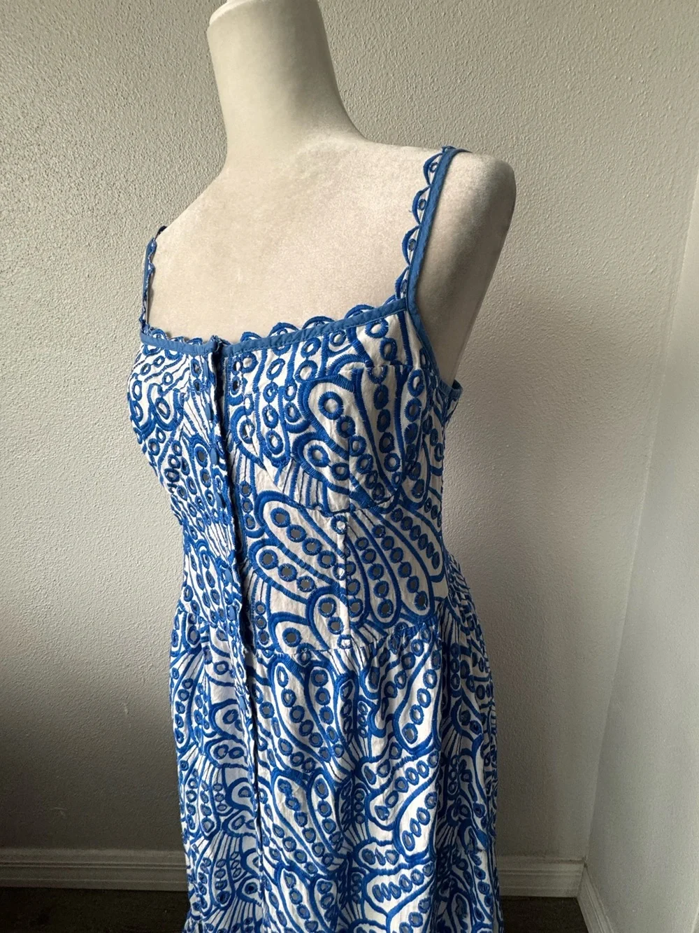 Zimmermann Eyelet Blue White Dress Ruffle Hem Cottagecore SZ 2 or S - Picture 9 of 16